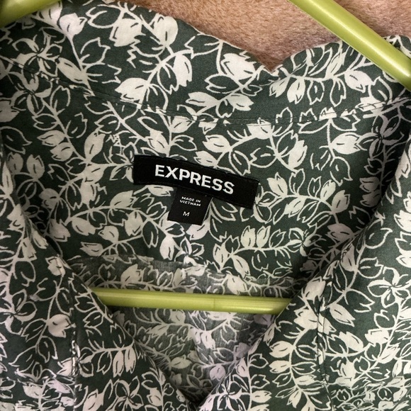 Express Green and White Casual Button Down Shirt - Picture 2 of 7